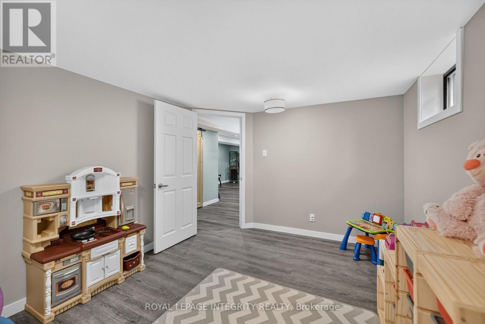 127 MORTON DRIVE - 30