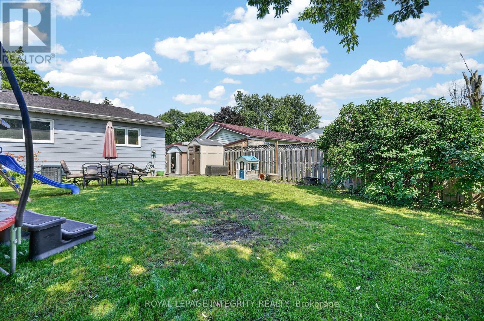 127 MORTON DRIVE - 35