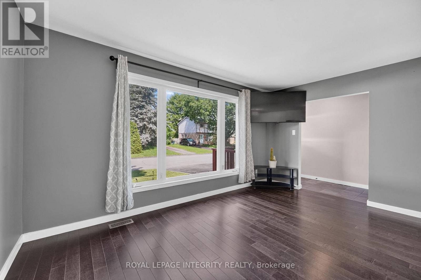 127 MORTON DRIVE - 9