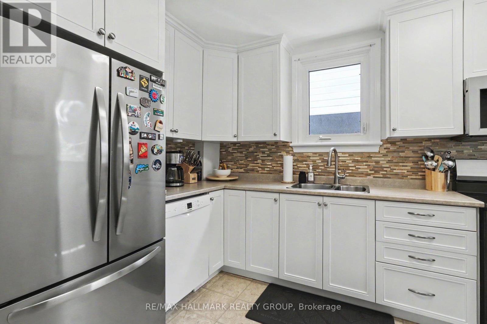 99 DAGMAR AVENUE - 10