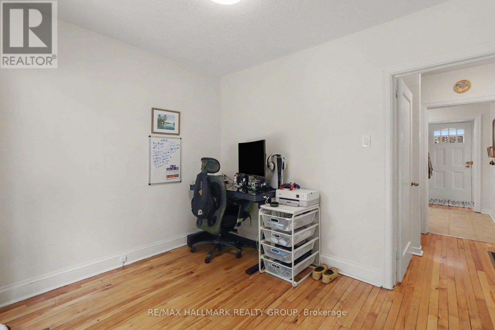 99 DAGMAR AVENUE - 14