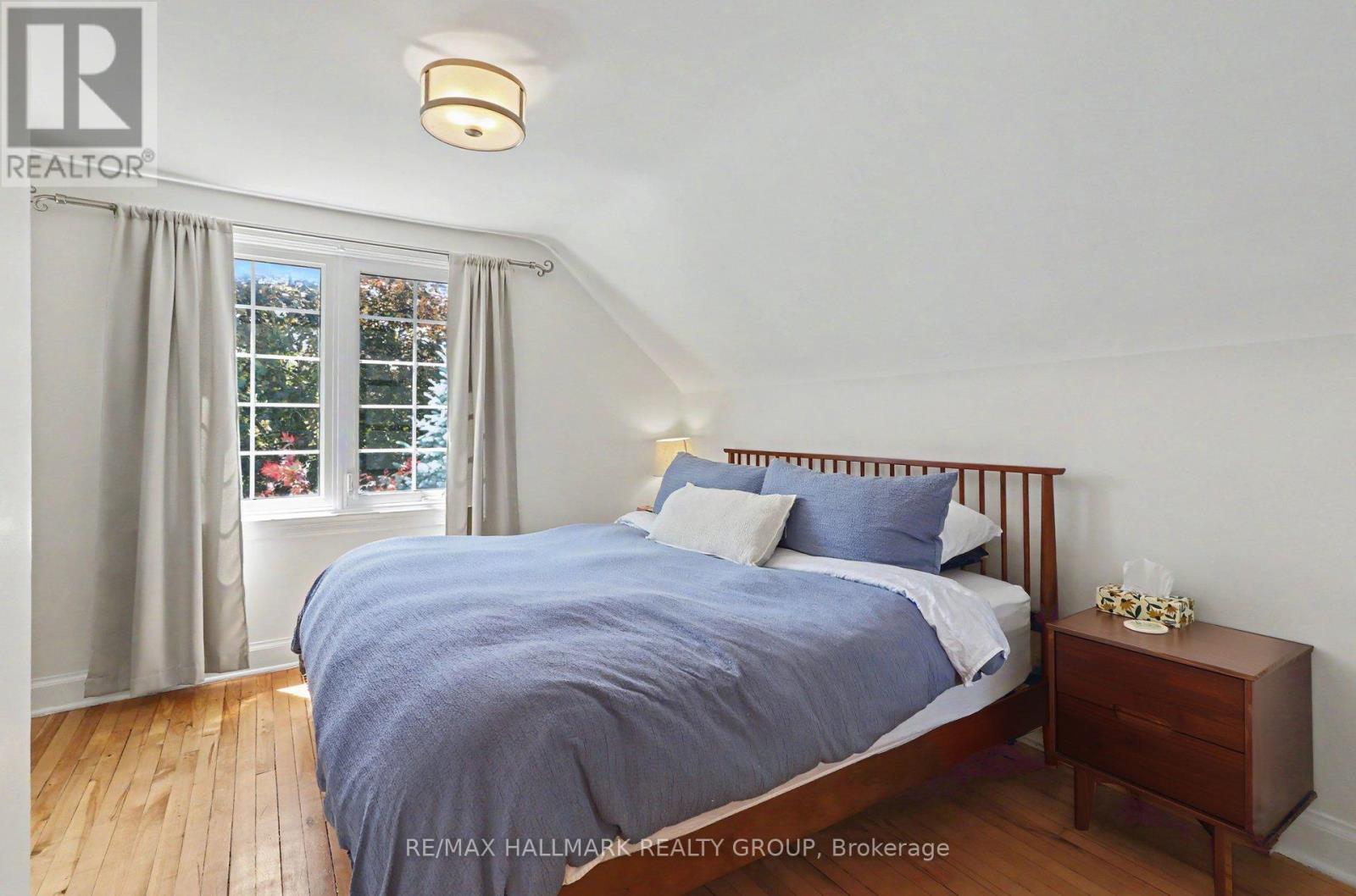 99 DAGMAR AVENUE - 16