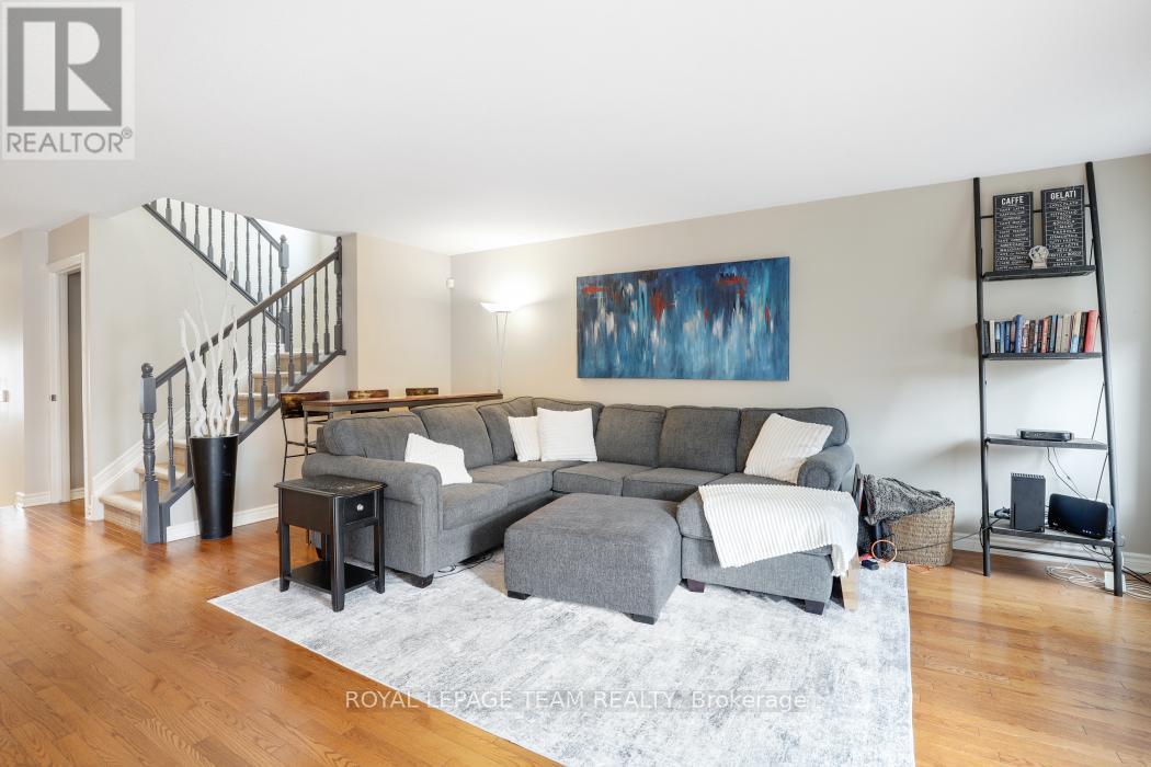 406 PILLETT STREET - 10