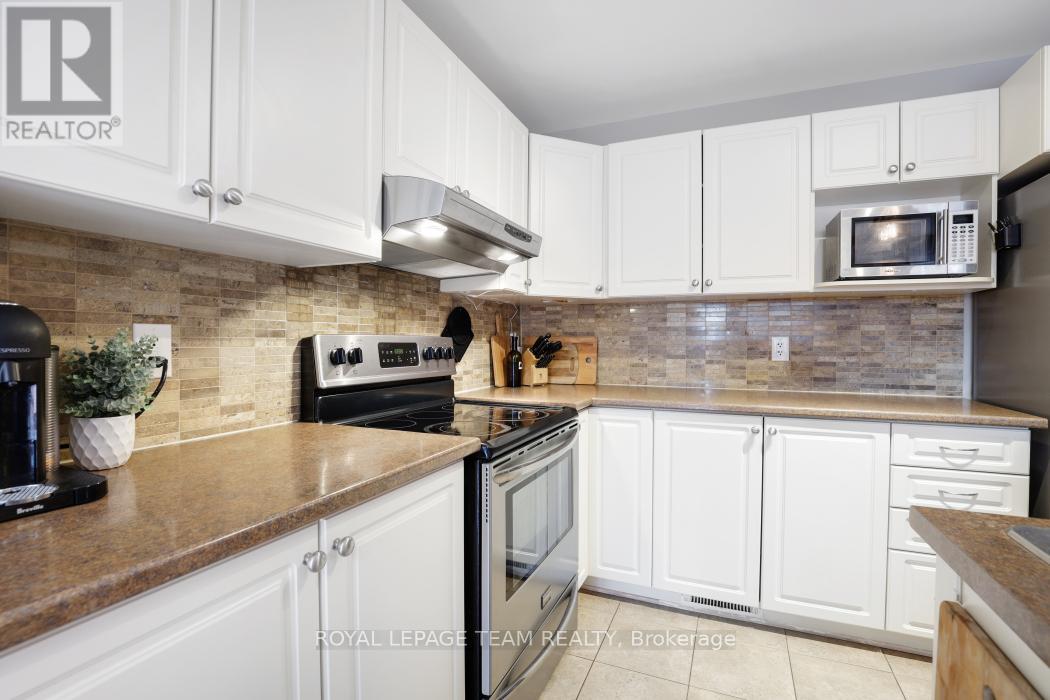 406 PILLETT STREET - 19