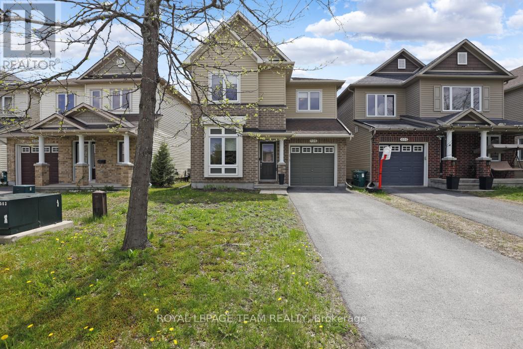 406 PILLETT STREET - 2
