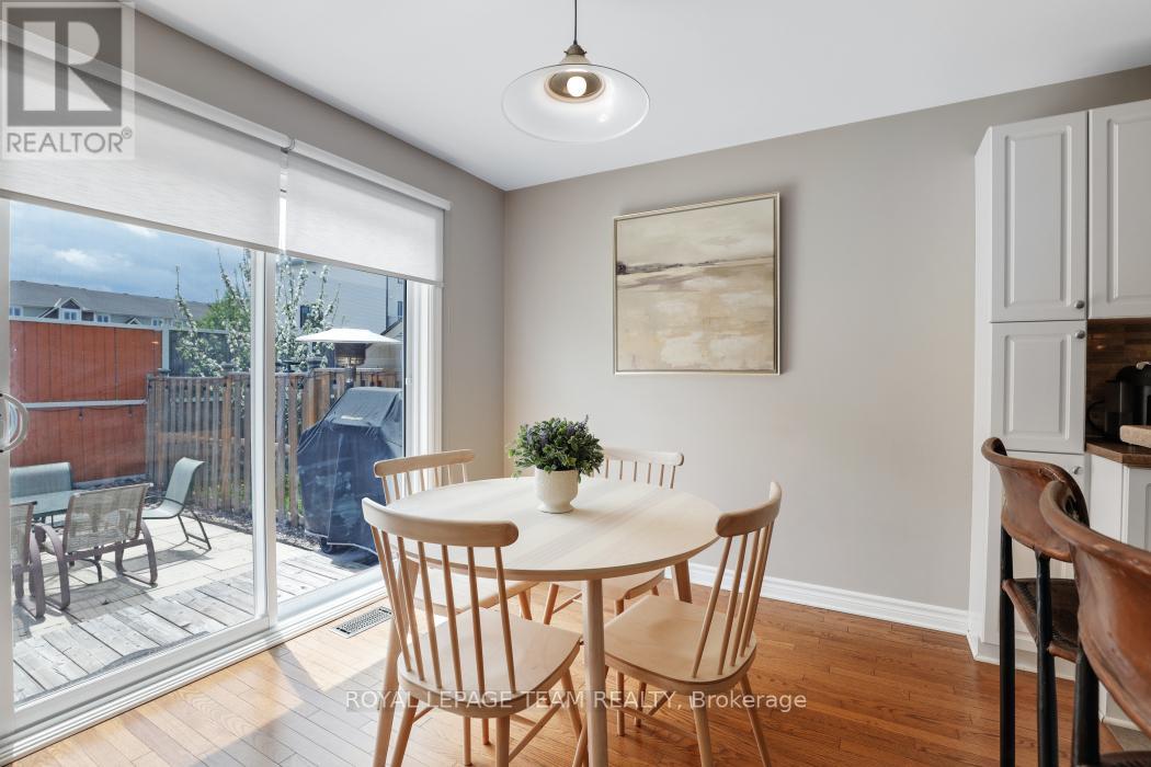 406 PILLETT STREET - 20
