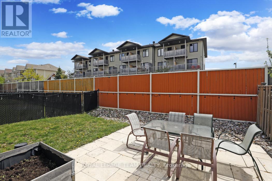 406 PILLETT STREET - 34