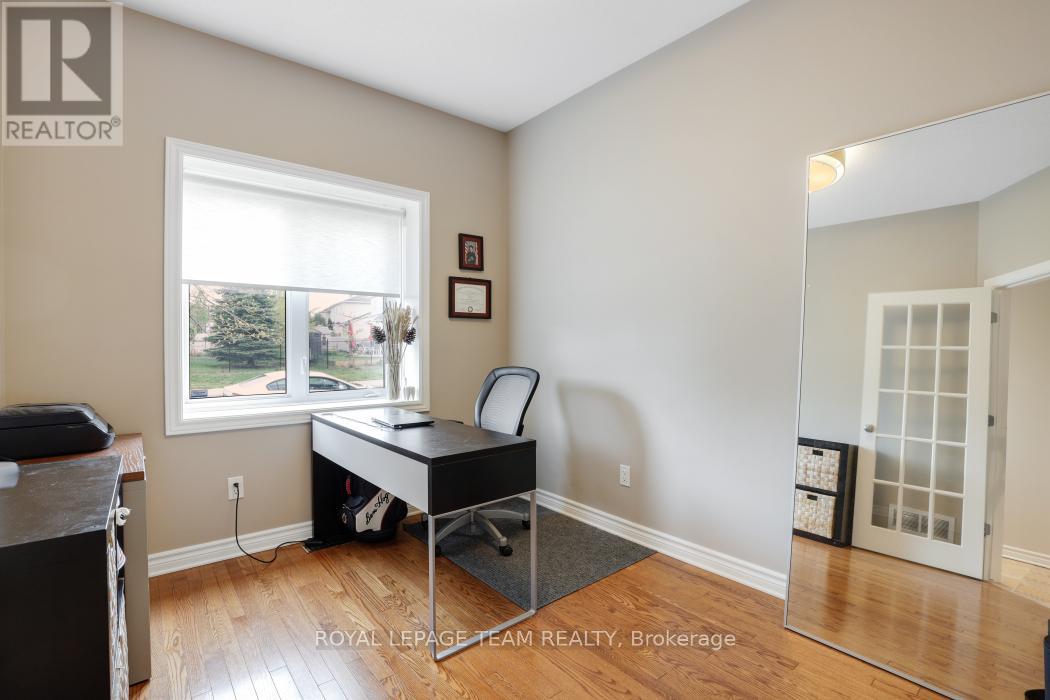 406 PILLETT STREET - 6