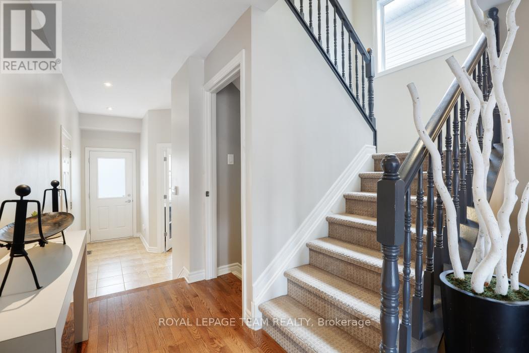 406 PILLETT STREET - 7