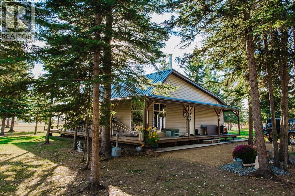 7923 Range Road 73 - 1