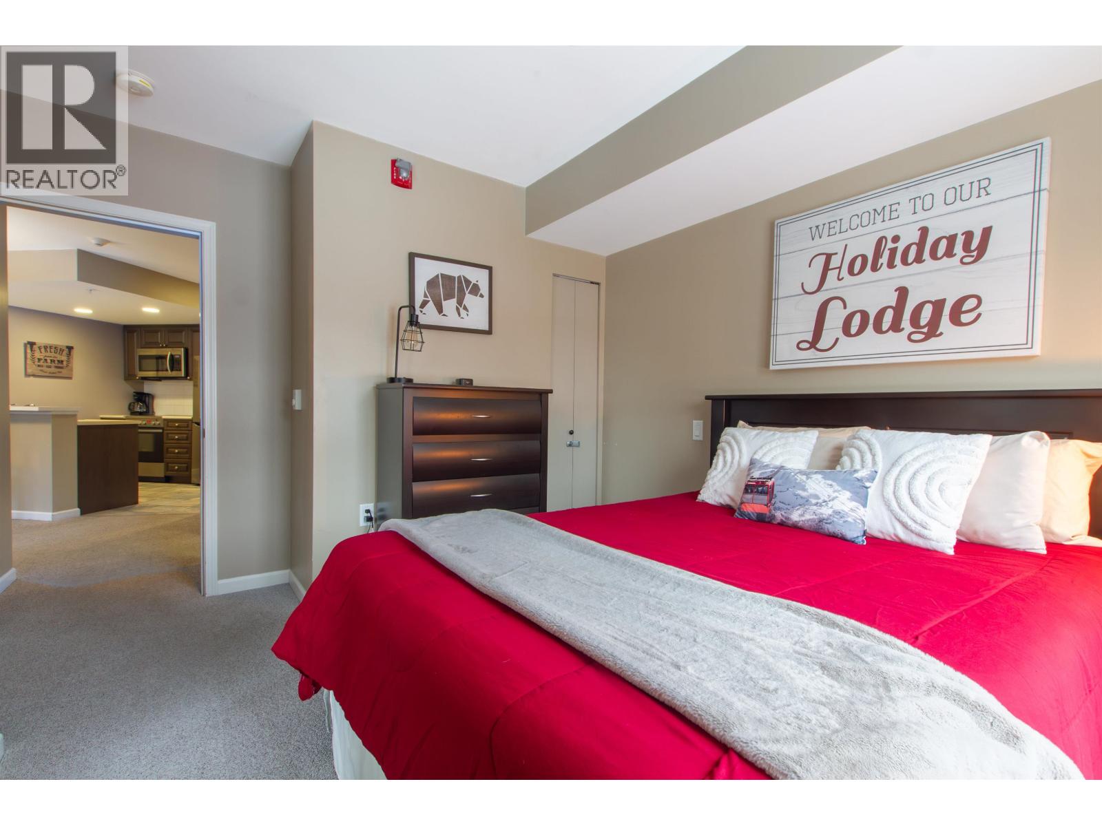 216 4338 MAIN STREET, Whistler