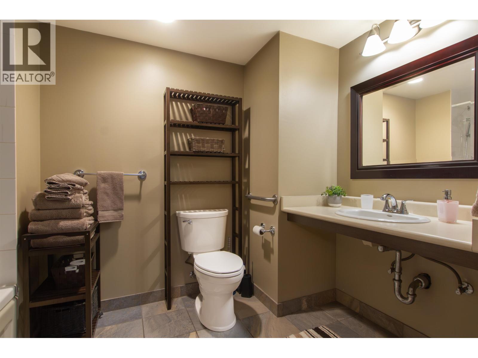 216 4338 MAIN STREET, Whistler