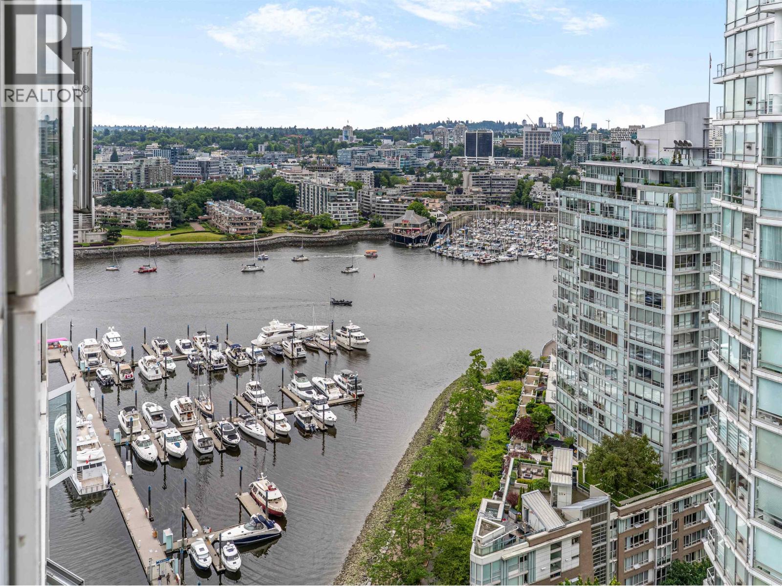 2807 1199 MARINASIDE CRESCENT