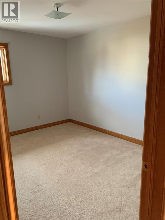 124 PADDOCK ROAD - 13