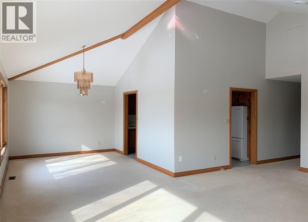 124 PADDOCK ROAD - 6