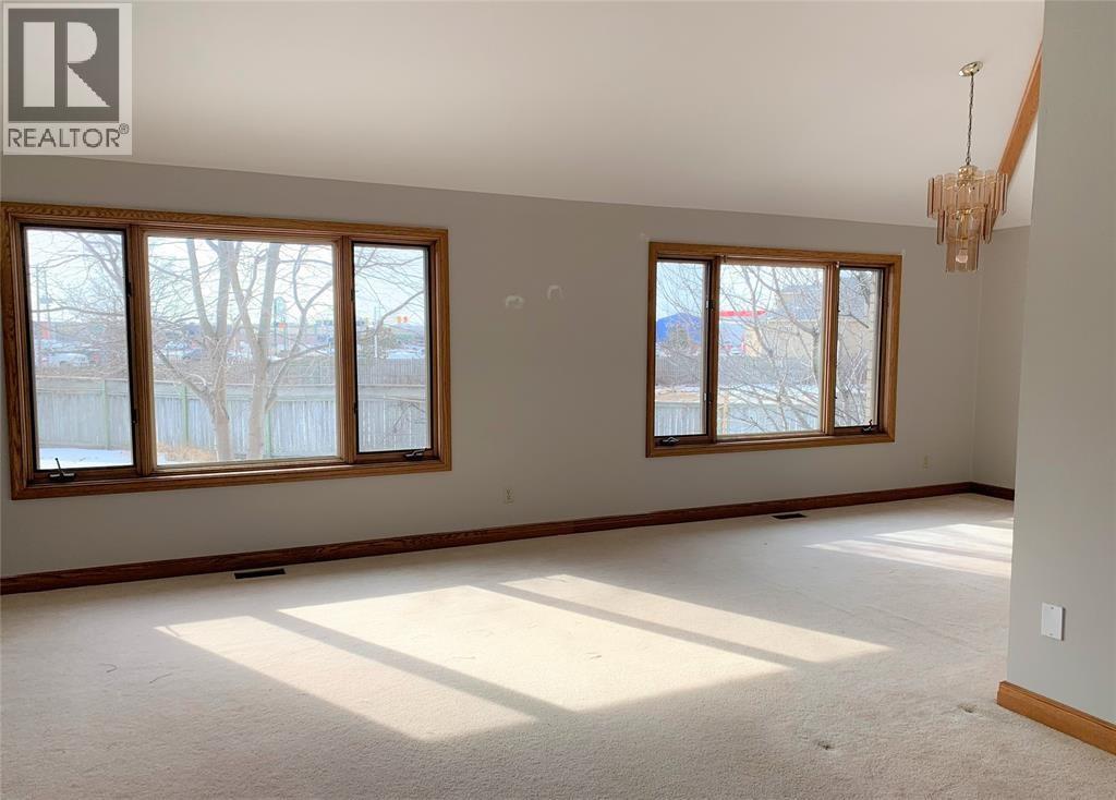 124 PADDOCK ROAD - 5