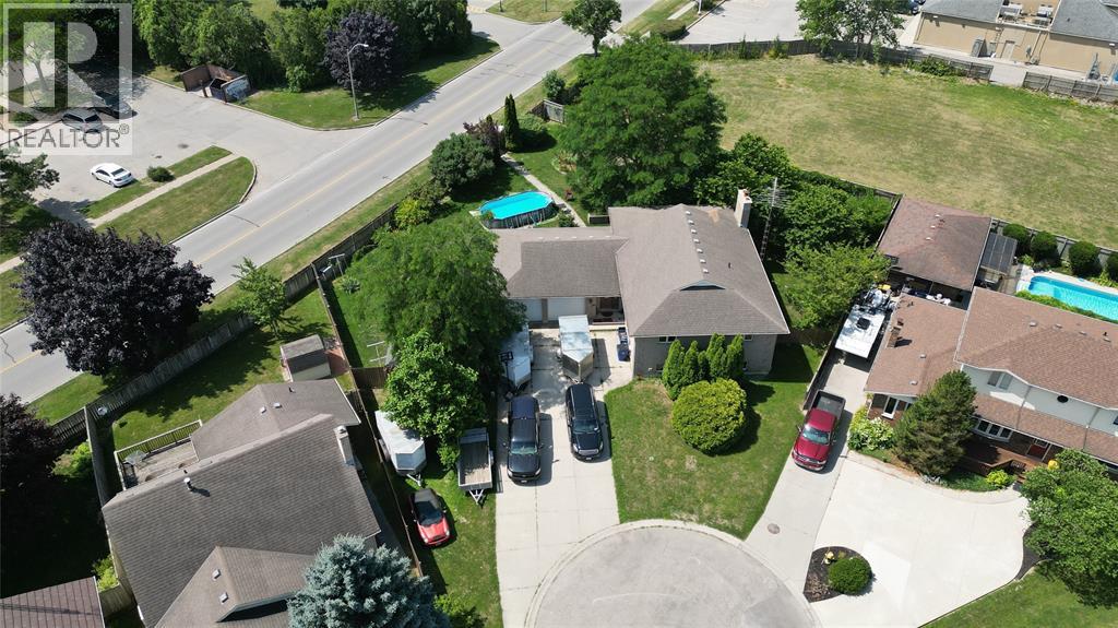 124 PADDOCK ROAD - 19