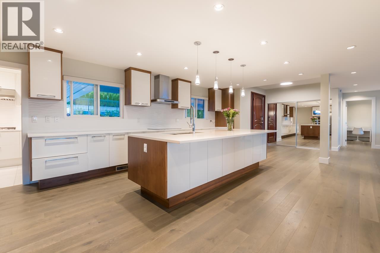 1441 CHARTWELL DRIVE, West Vancouver