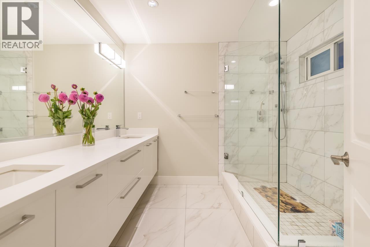 1441 CHARTWELL DRIVE, West Vancouver