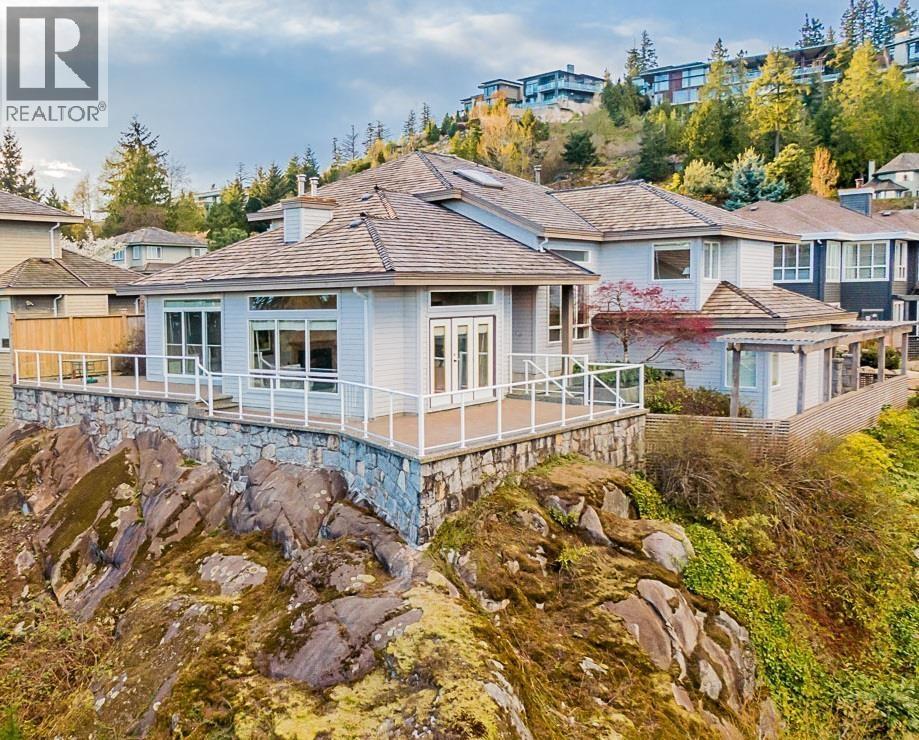 4751 HEADLAND DRIVE, West Vancouver — photo 2