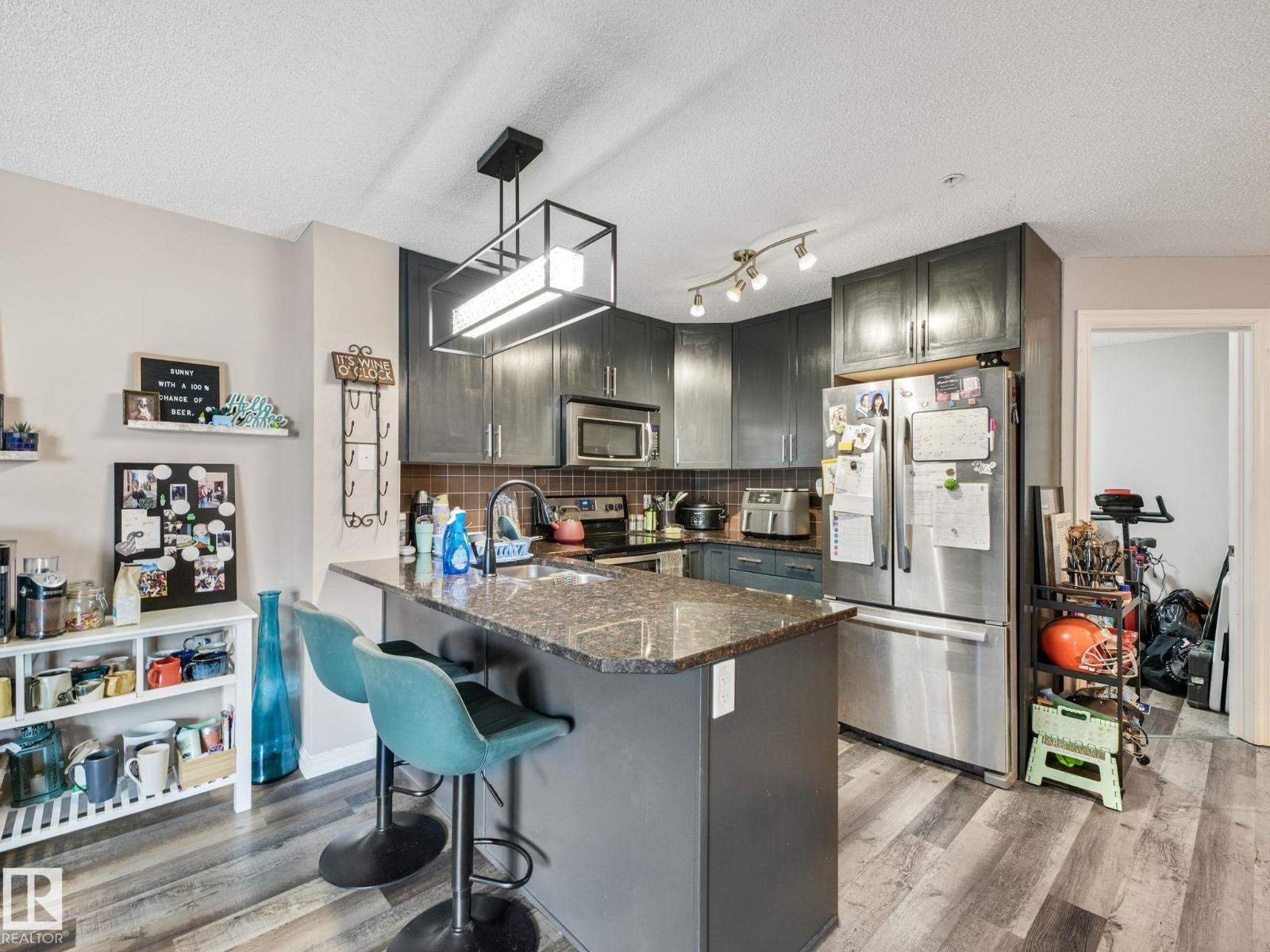 #214 2204 44 AV NW - 13