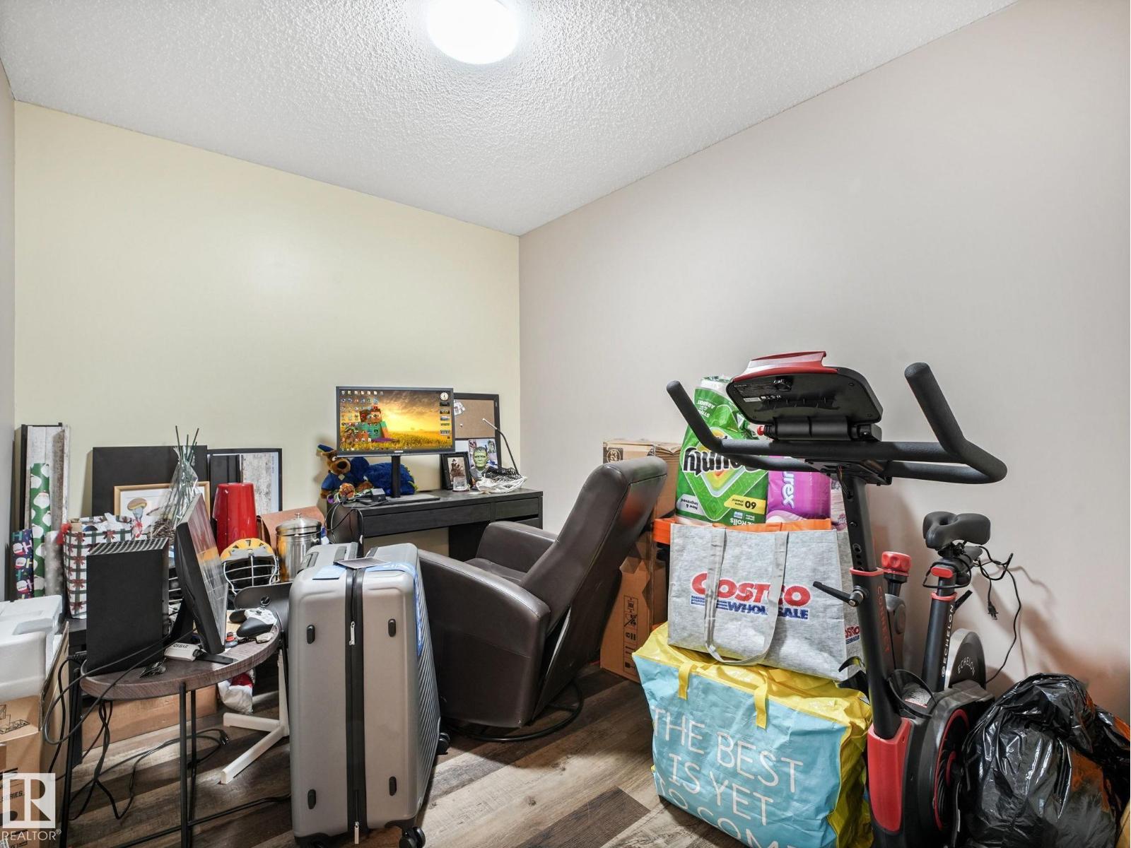#214 2204 44 AV NW - 23