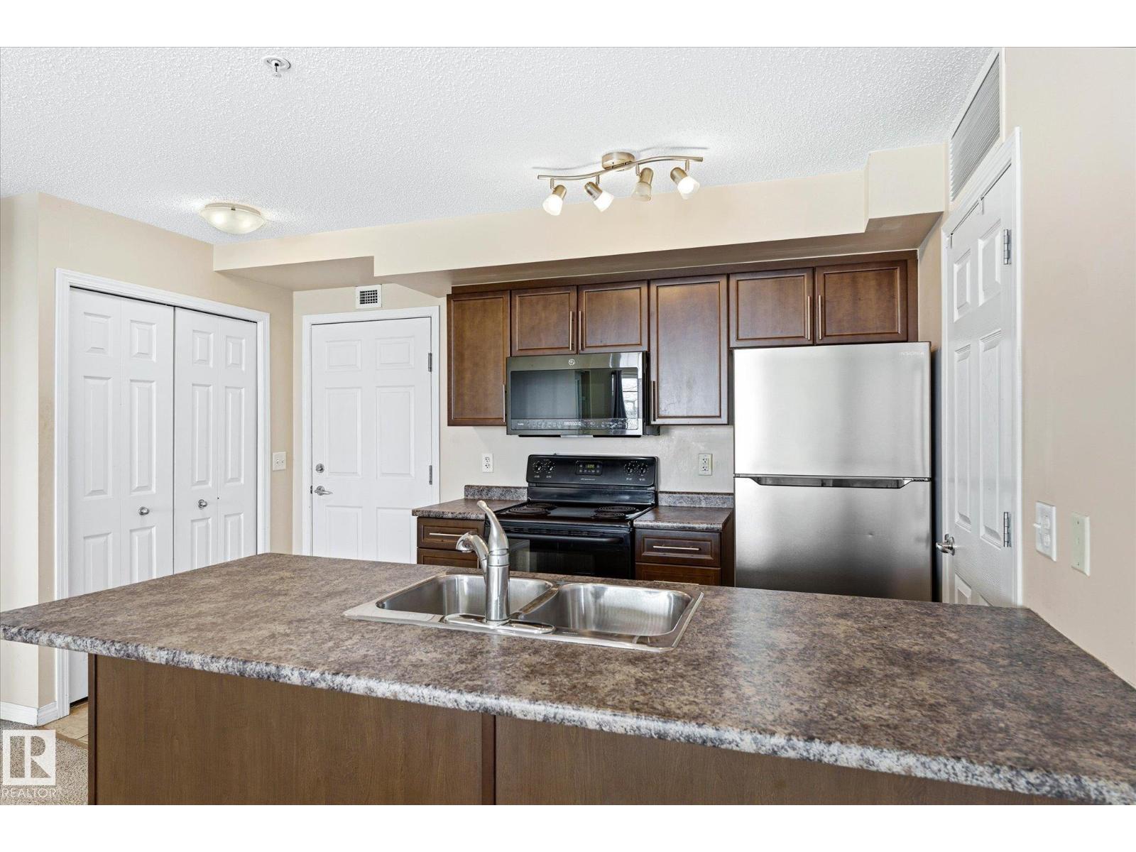 #212 6925 199 ST NW - 10