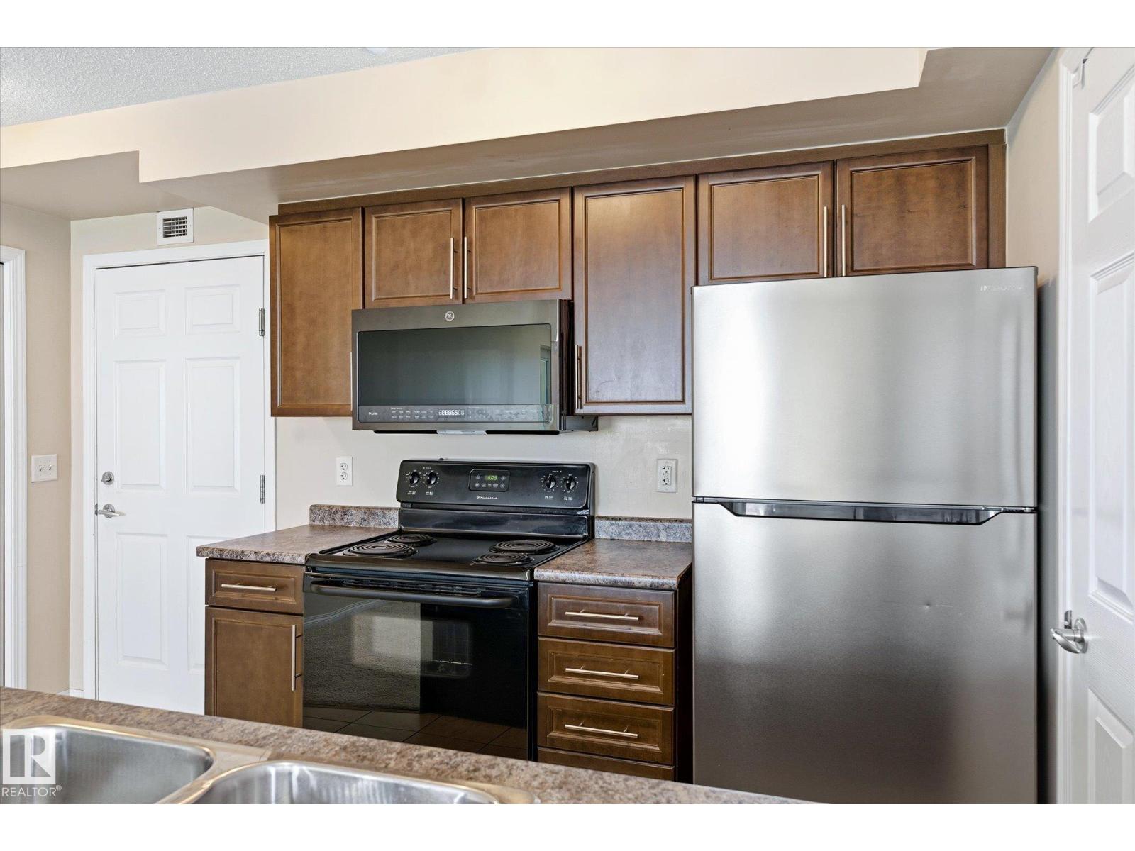 #212 6925 199 ST NW - 11