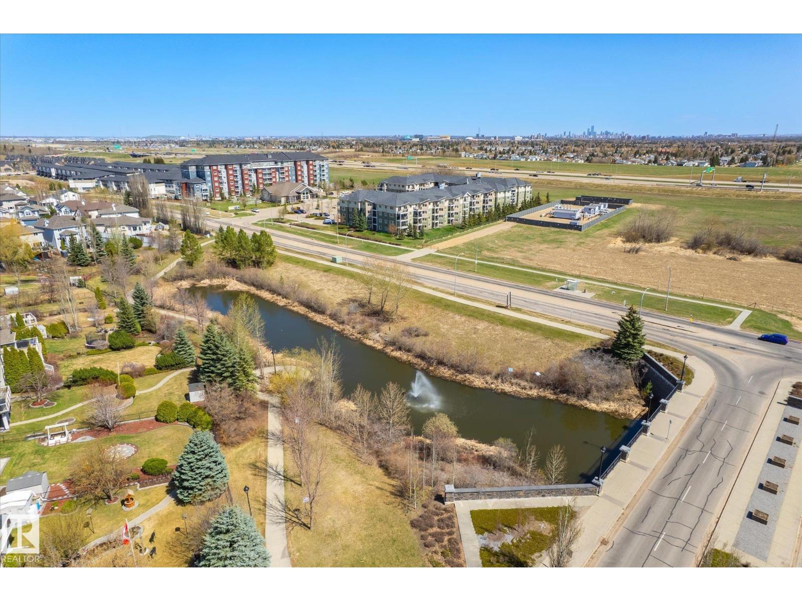 #212 6925 199 ST NW - 35