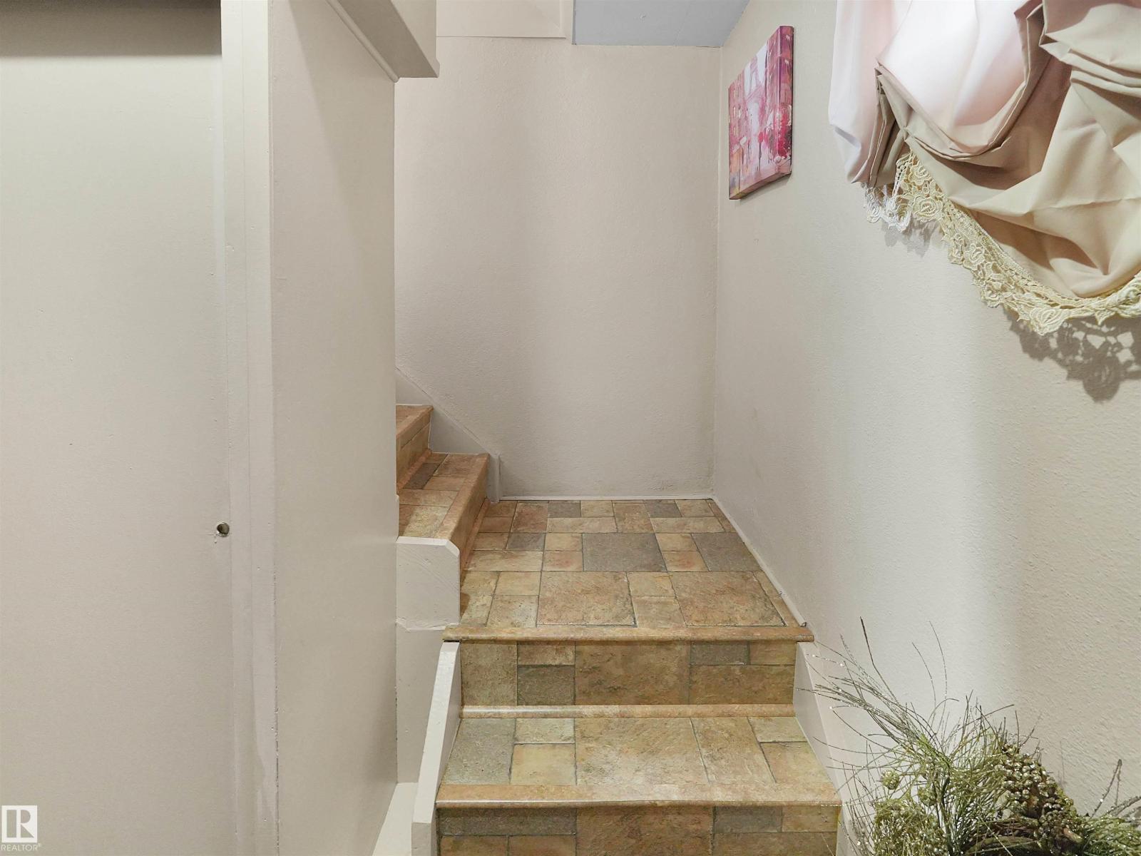13615 136A AV NW - 23