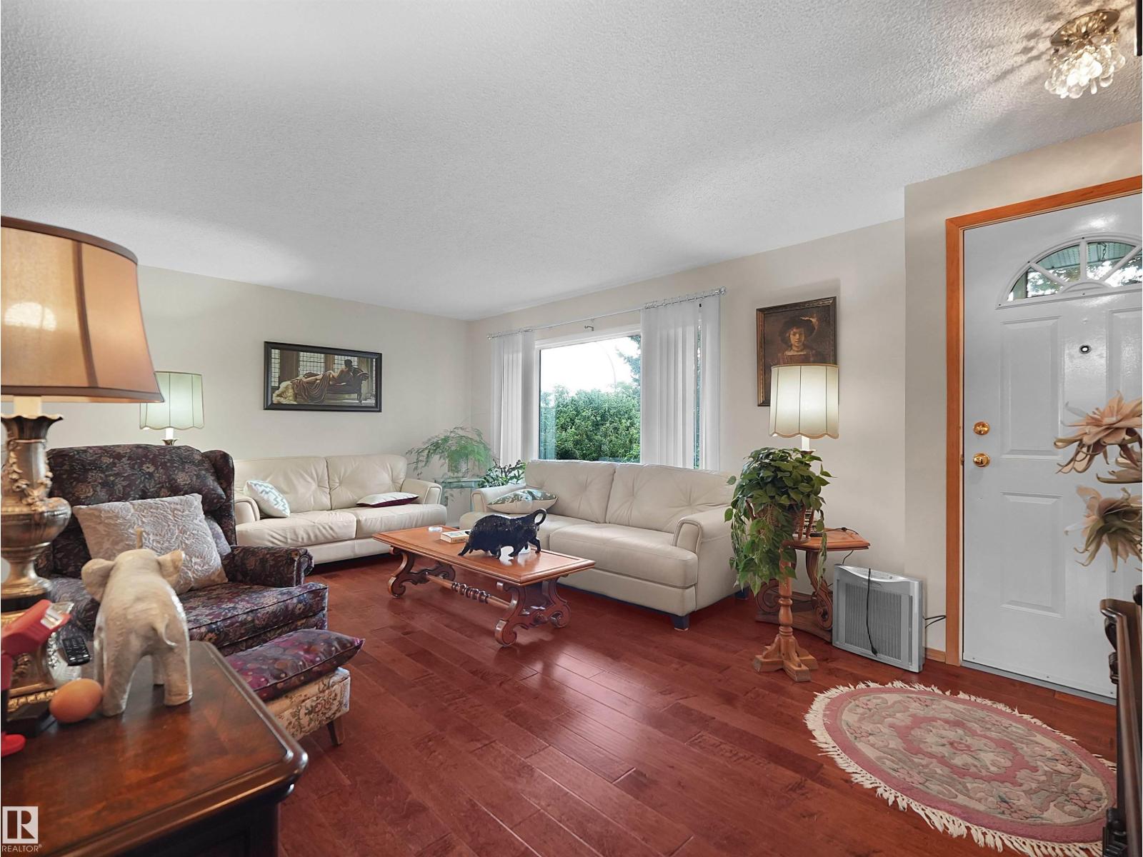 13615 136A AV NW - 5