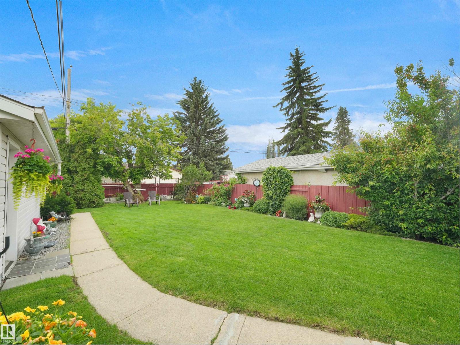 13615 136A AV NW - 50