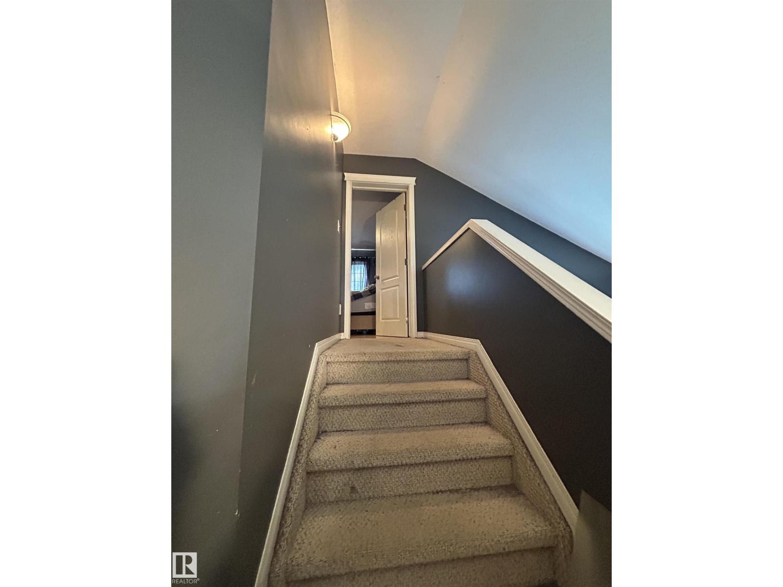 17 WILLOWBY CL - 16