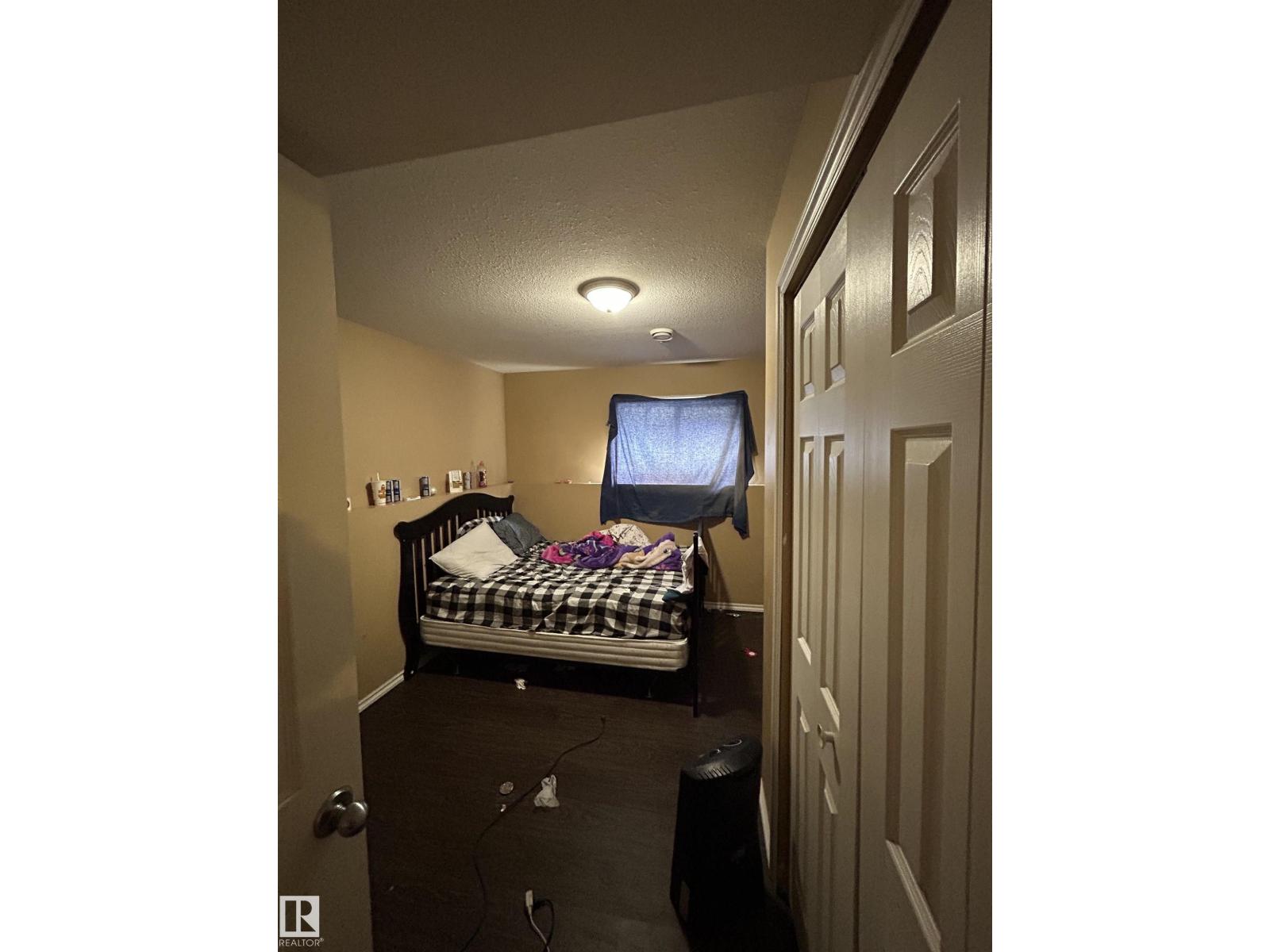 17 WILLOWBY CL - 28