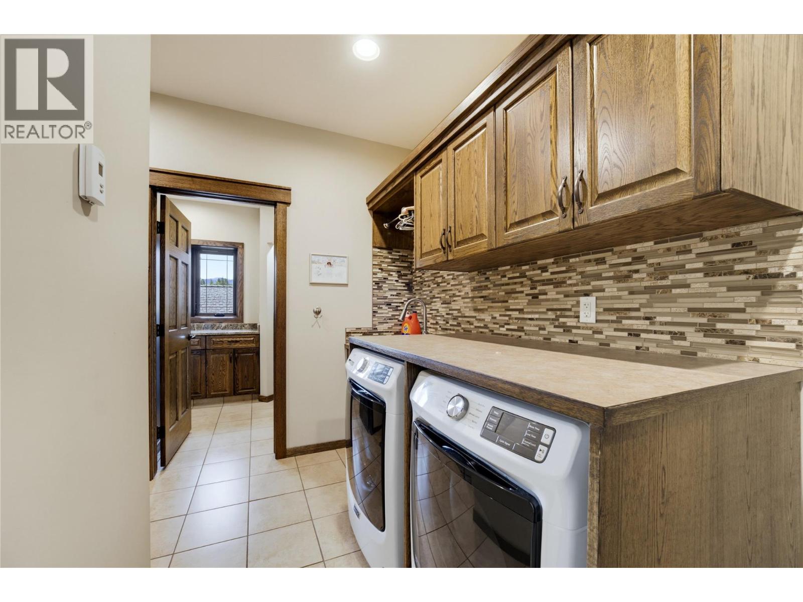 2421 25 Street NE, Salmon Arm