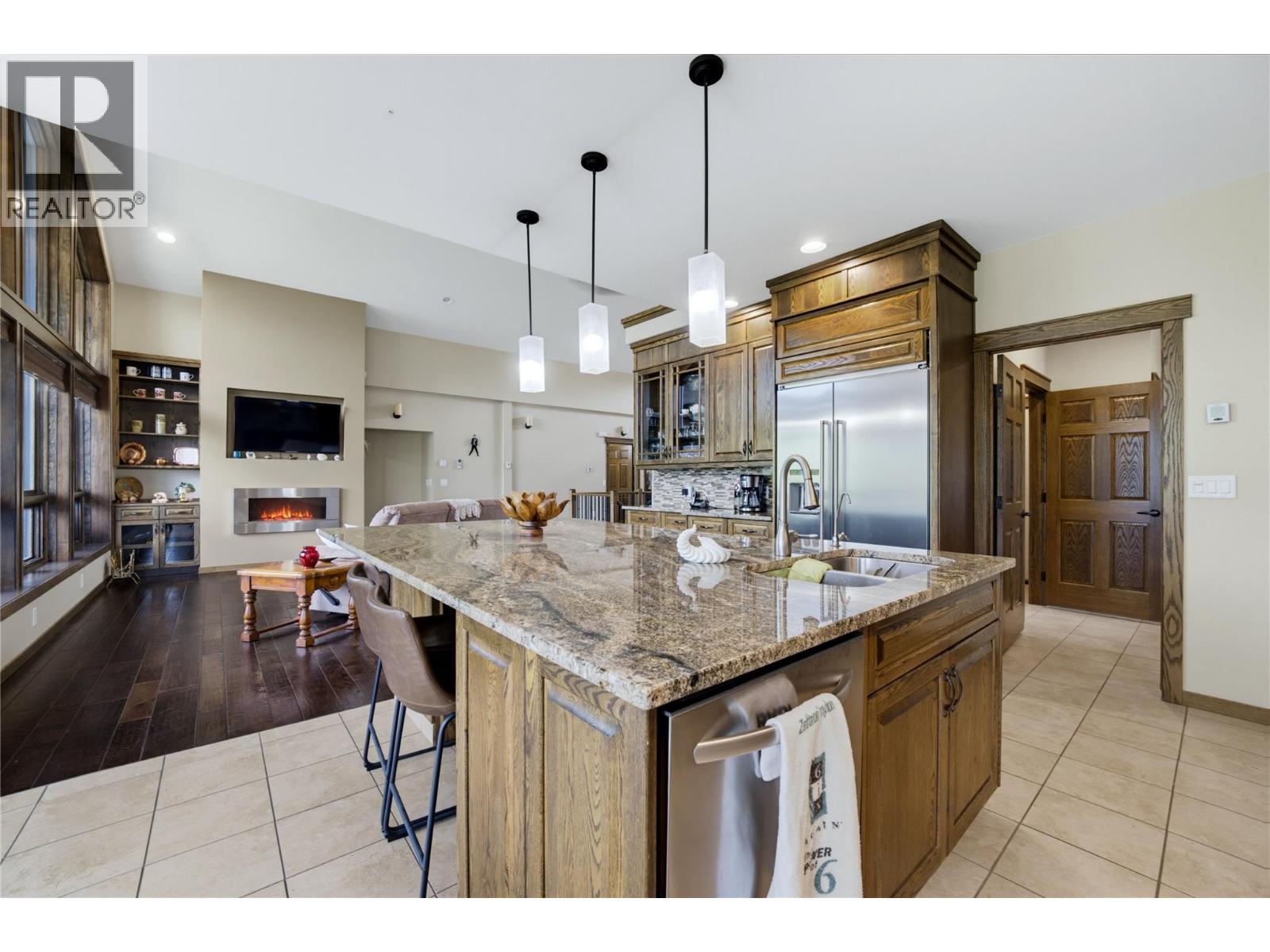 2421 25 Street NE, Salmon Arm