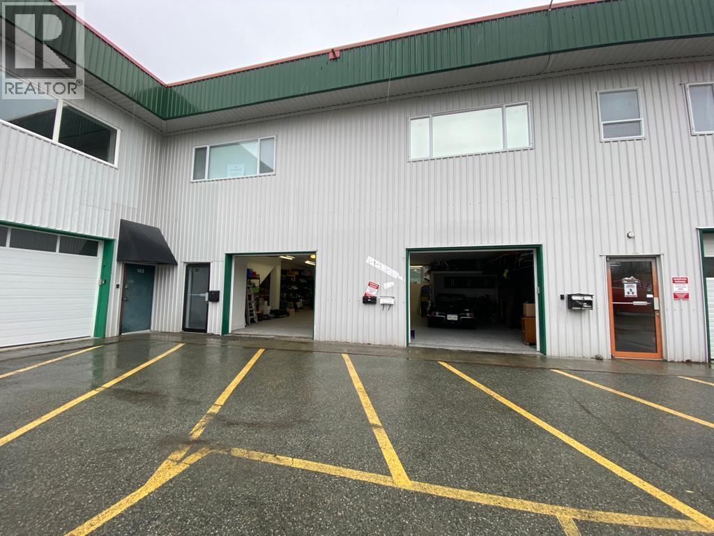 102 1400 ALPHA LAKE ROAD, Whistler