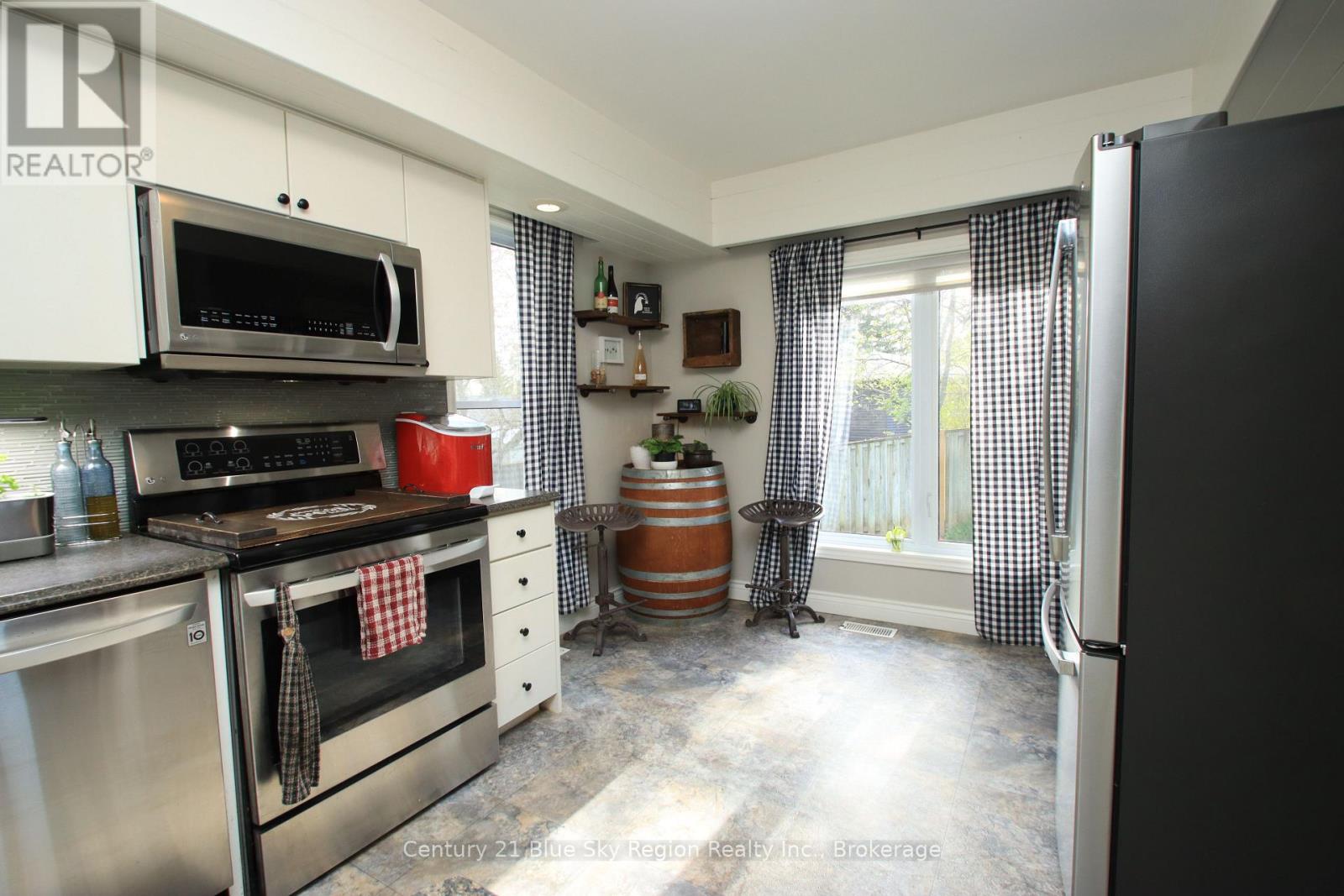 773 SCOLLARD STREET - 10