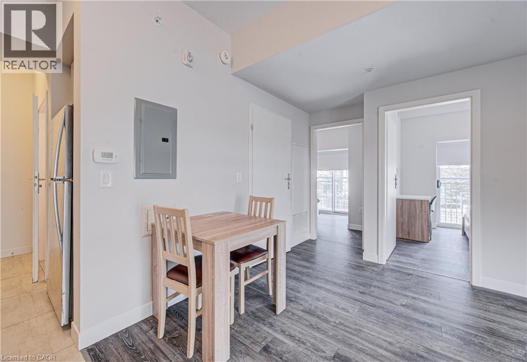 #208 251 HEMLOCK Street - 12