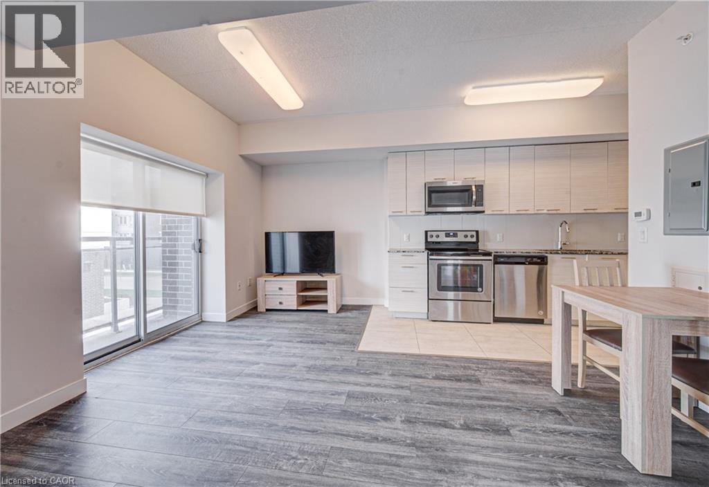#208 251 HEMLOCK Street - 16