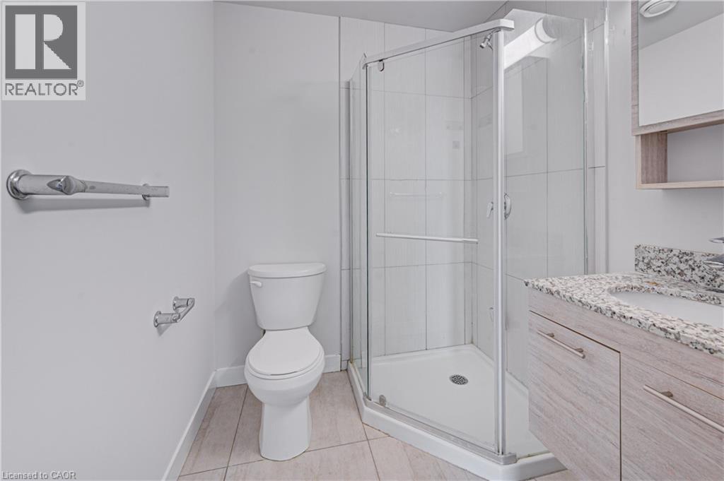 #208 251 HEMLOCK Street - 21