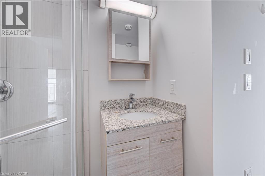 #208 251 HEMLOCK Street - 22