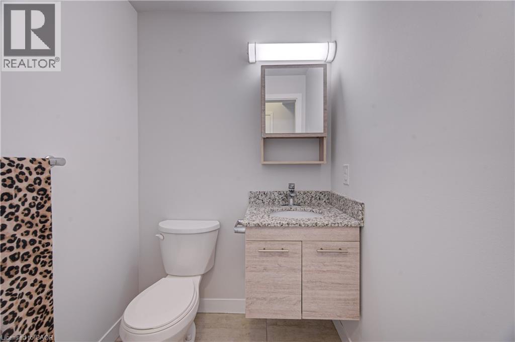 #208 251 HEMLOCK Street - 6