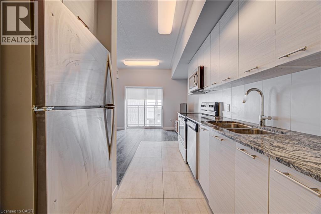 #208 251 HEMLOCK Street - 7