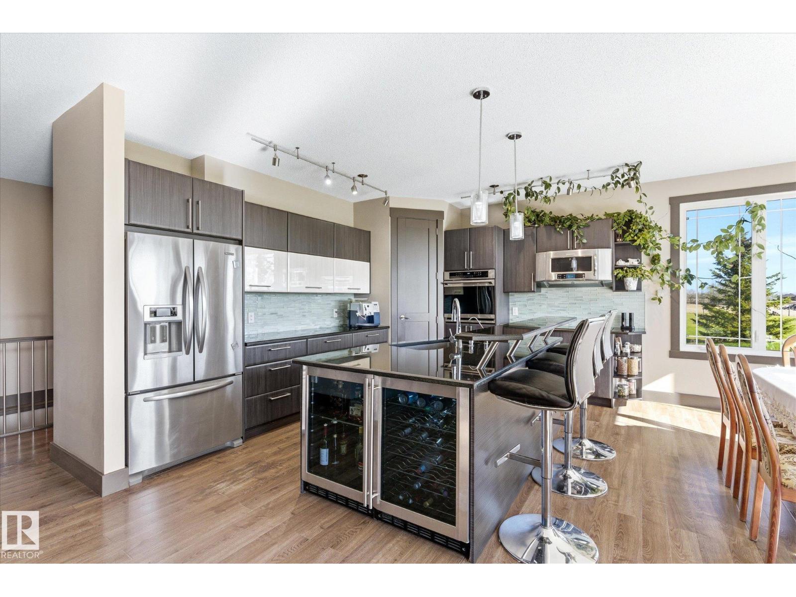 56217 RGE ROAD 242 - 8