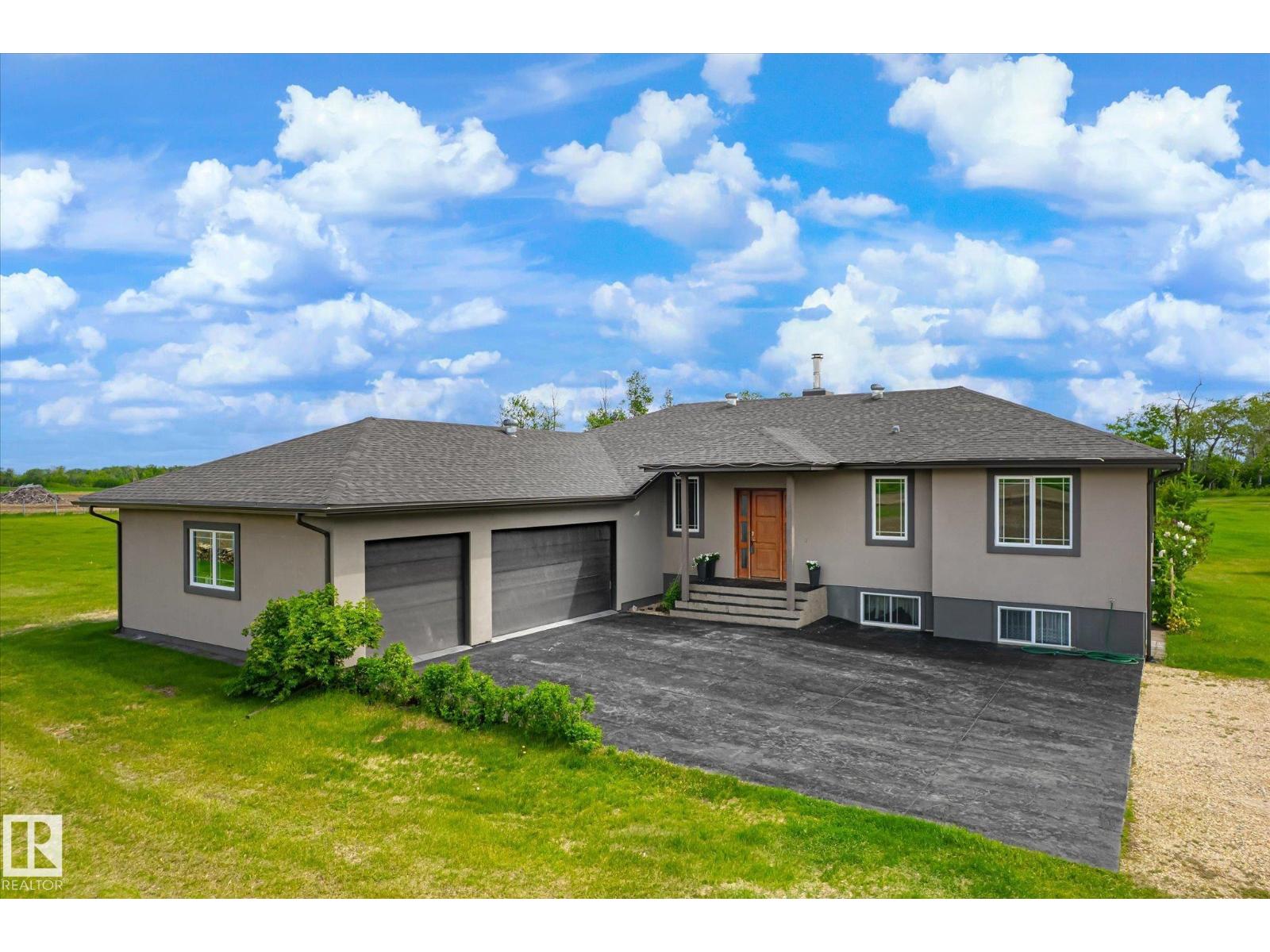 56217 RGE ROAD 242 - 1