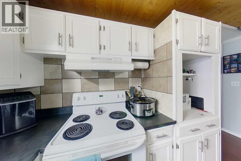 111, 404 6 Avenue NW - 7