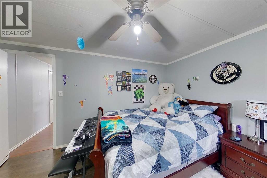 111, 404 6 Avenue NW - 23