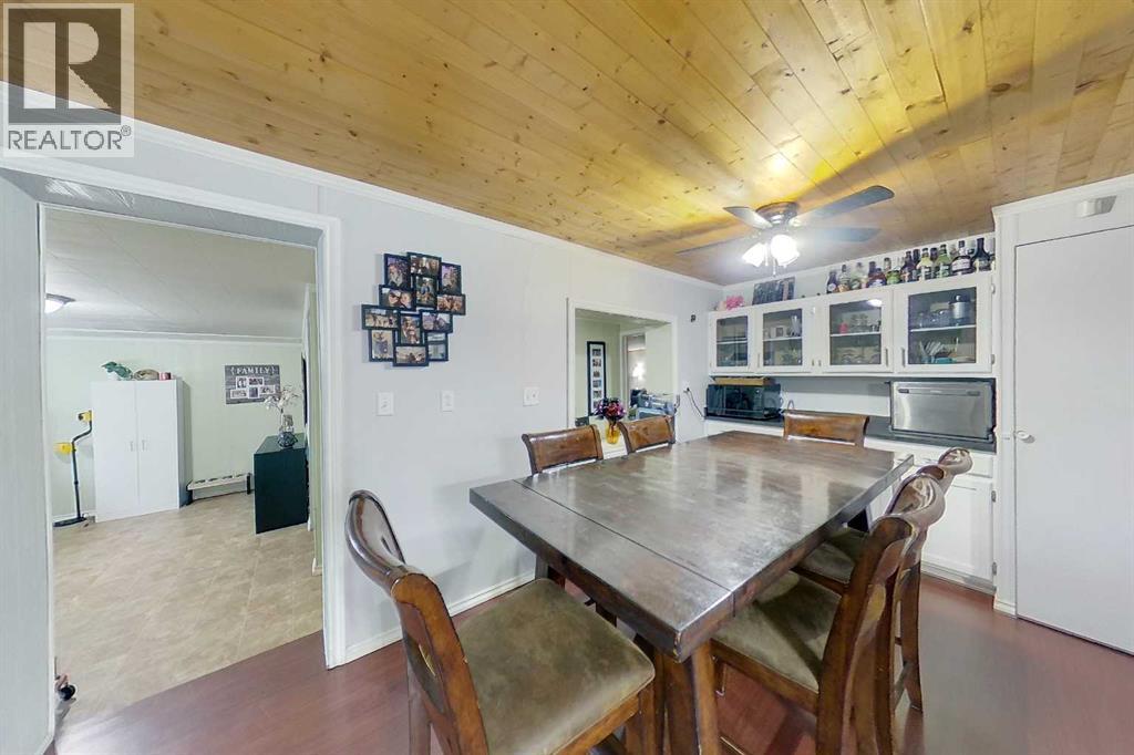 111, 404 6 Avenue NW - 5