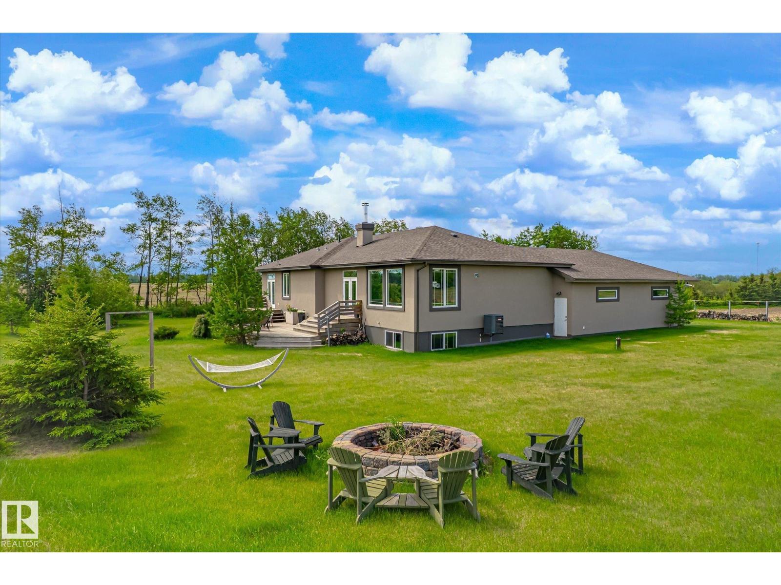 56217 RGE ROAD 242 - 58